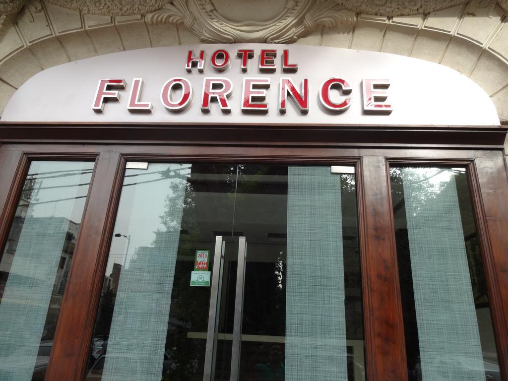 Hotel Florence Нью-Дели Экстерьер фото
